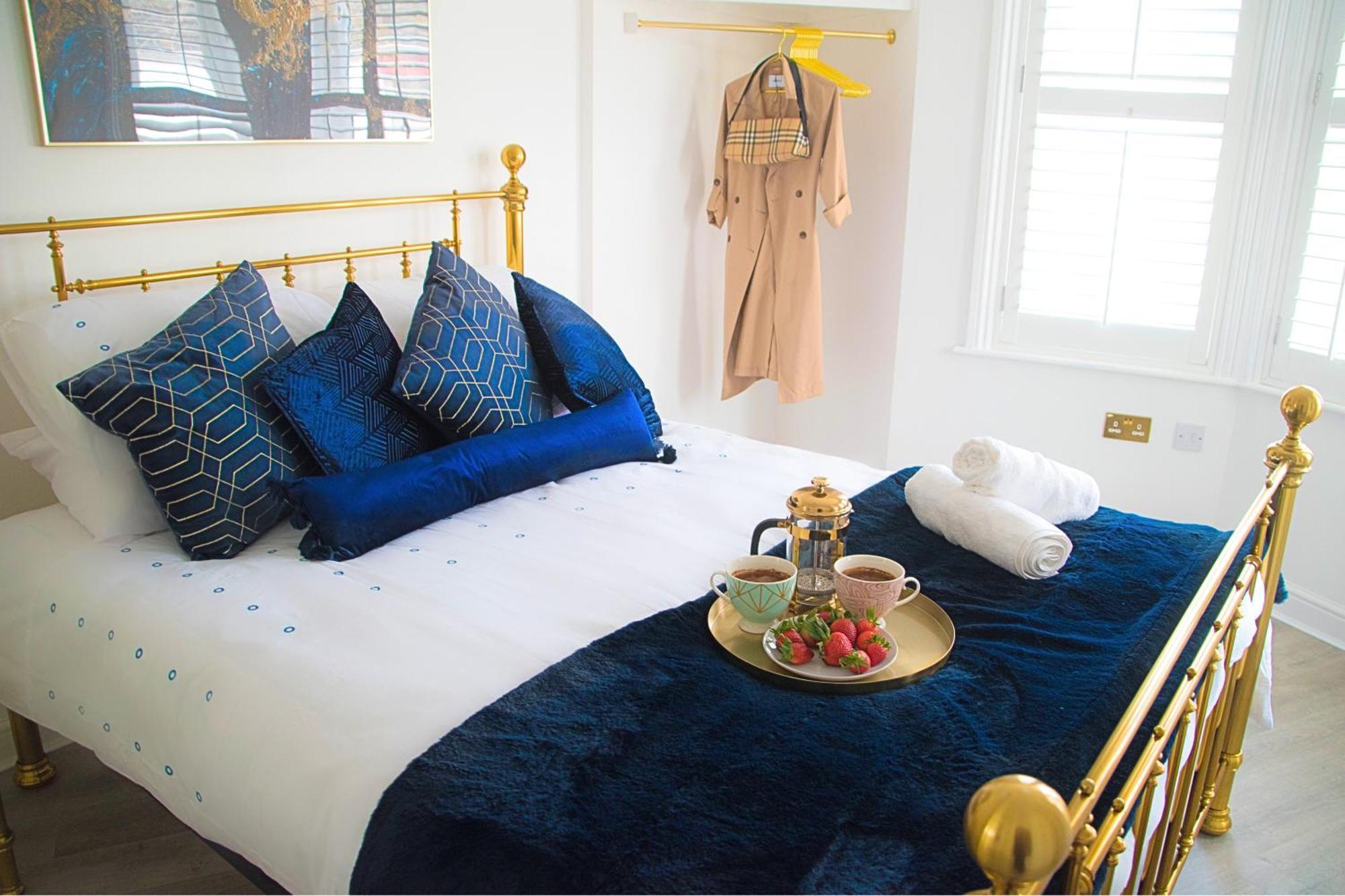 Modern Town Centre Flat - Free Shared Parking, King Size Bed, 5 Minutes Walk To Beach Bournemouth Luaran gambar