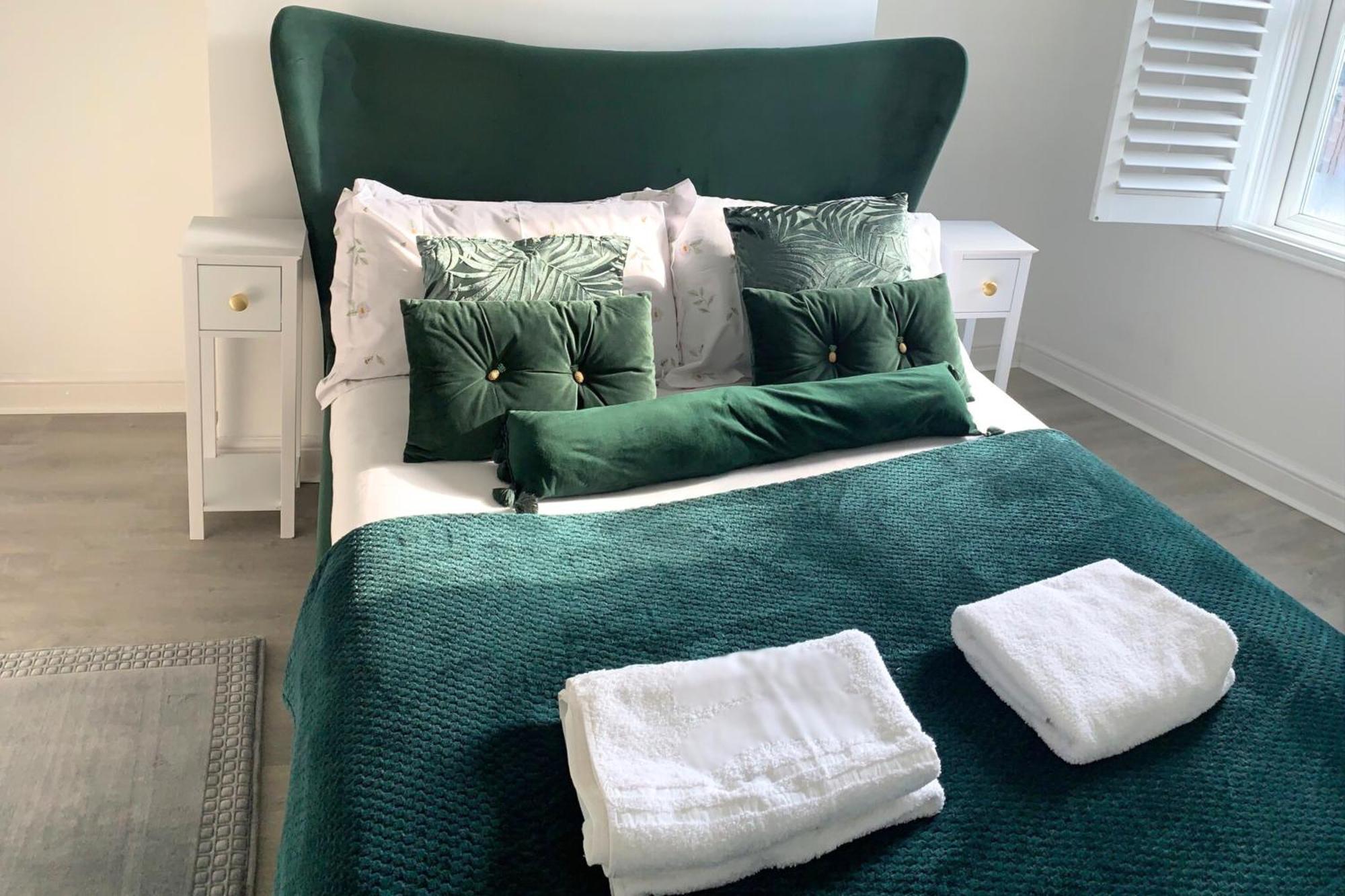 Modern Town Centre Flat - Free Shared Parking, King Size Bed, 5 Minutes Walk To Beach Bournemouth Luaran gambar